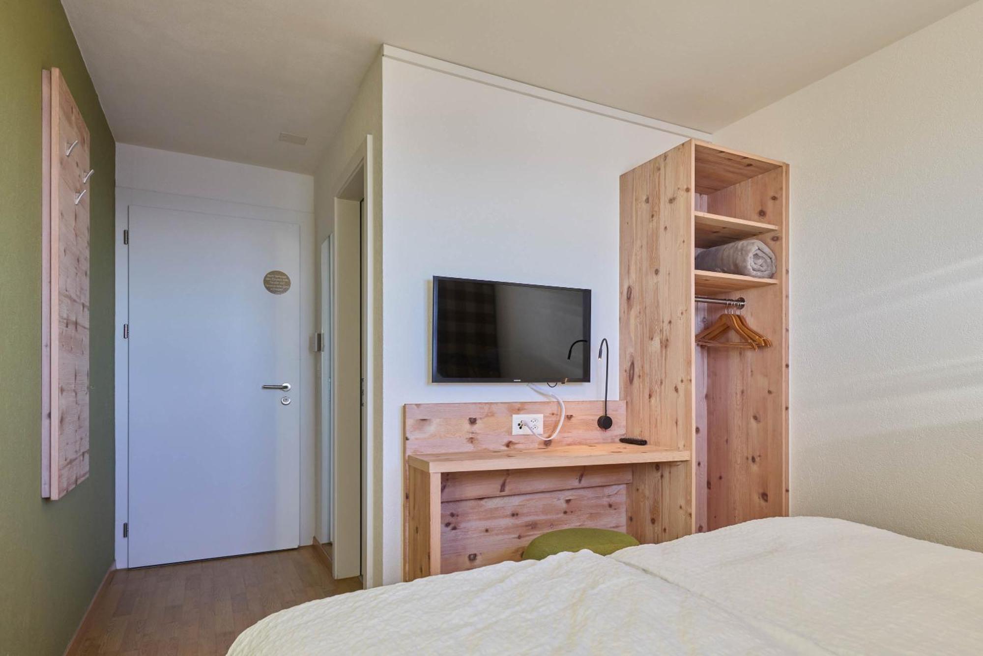 Fronalpstock Hotel & Restaurant Stoos Szoba fotó